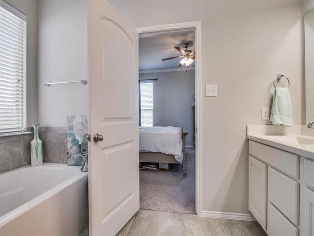 Building Photo - 2108 Laurel St