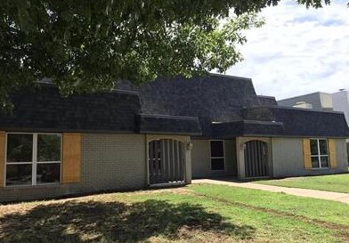 Building Photo - 11012 Springhollow Rd