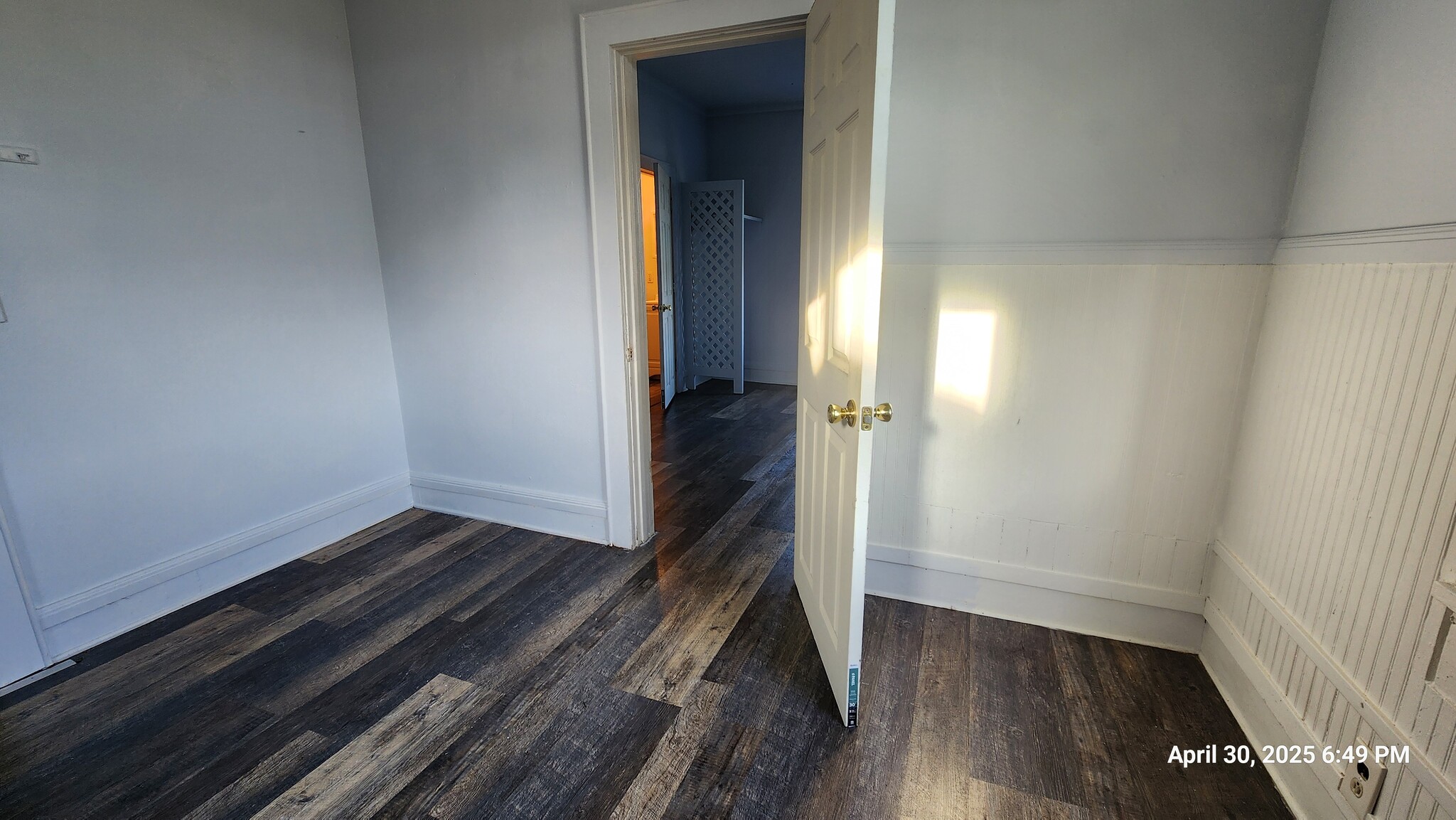 Building Photo - 430 S Holladay Dr