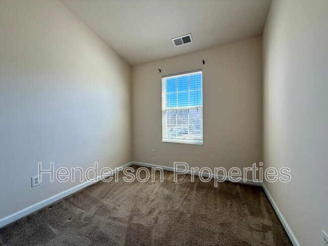 Building Photo - 14008 Lyon Hill Ln