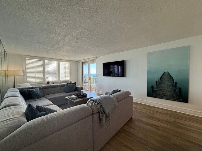 Building Photo - Stunning Atlantic Ocean view 1bedroom 1 bathroom condo