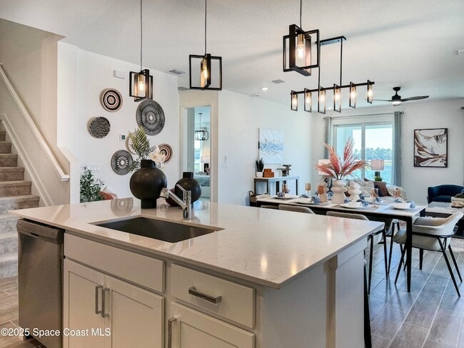 Building Photo - 1791 Marigold Trl NW