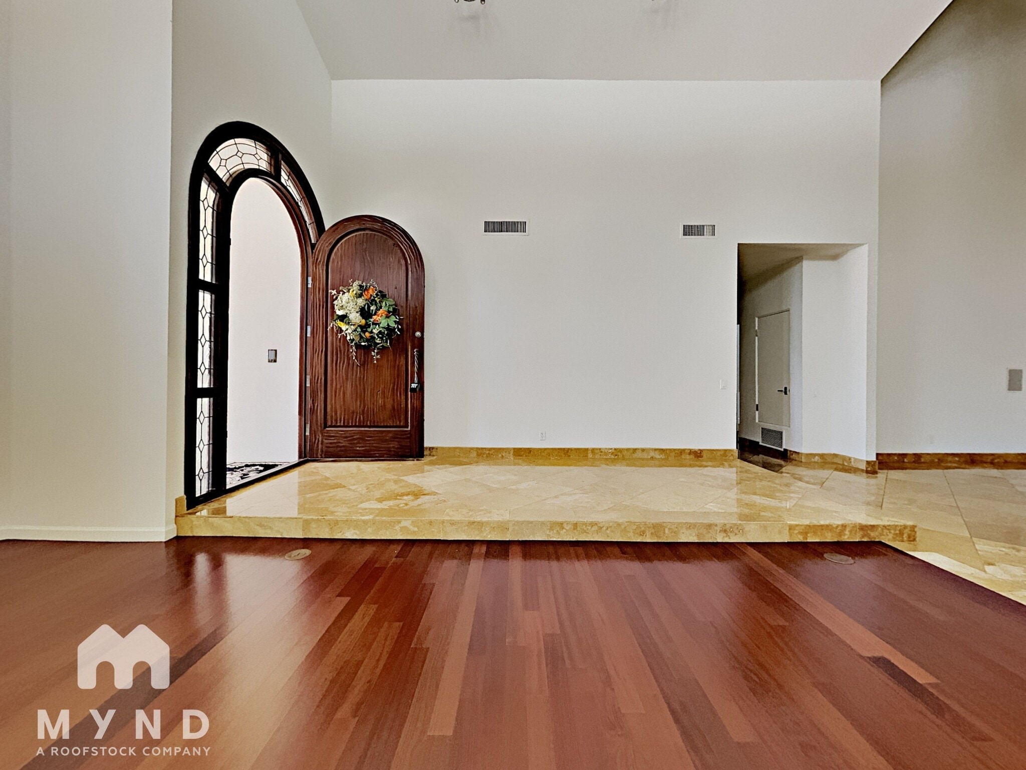 Building Photo - 8260 E Sutton Dr