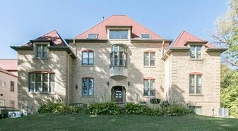 Building Photo - 360 Ridgeland Avenue