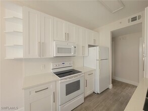 Building Photo - 7950 Preserve Cir