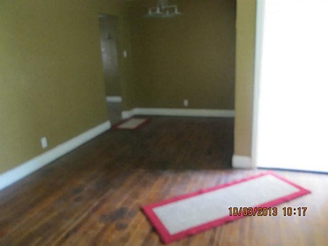 Building Photo - 2422 Bluffton Dr