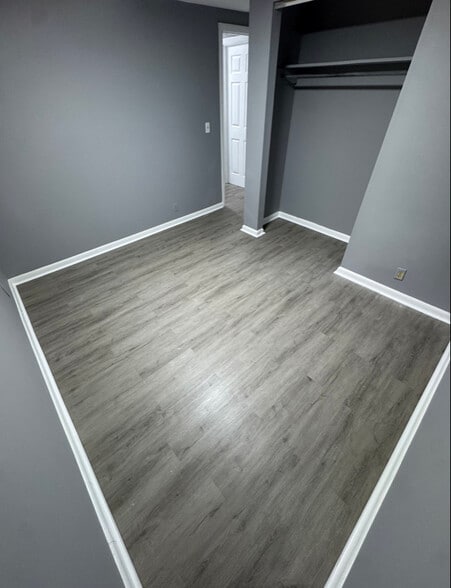 Building Photo - 5253 Kylan Dr N