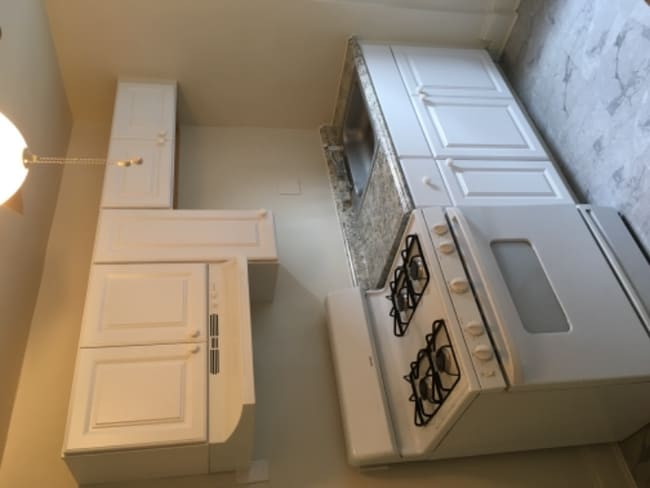 Building Photo - 3320 Auchentoroly Terrace