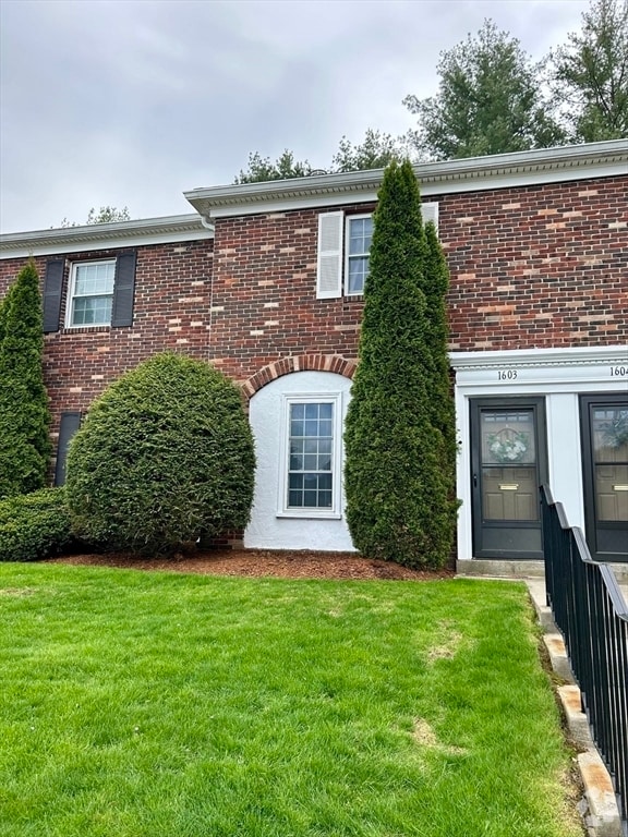 Building Photo - 1603 Windsor Dr N