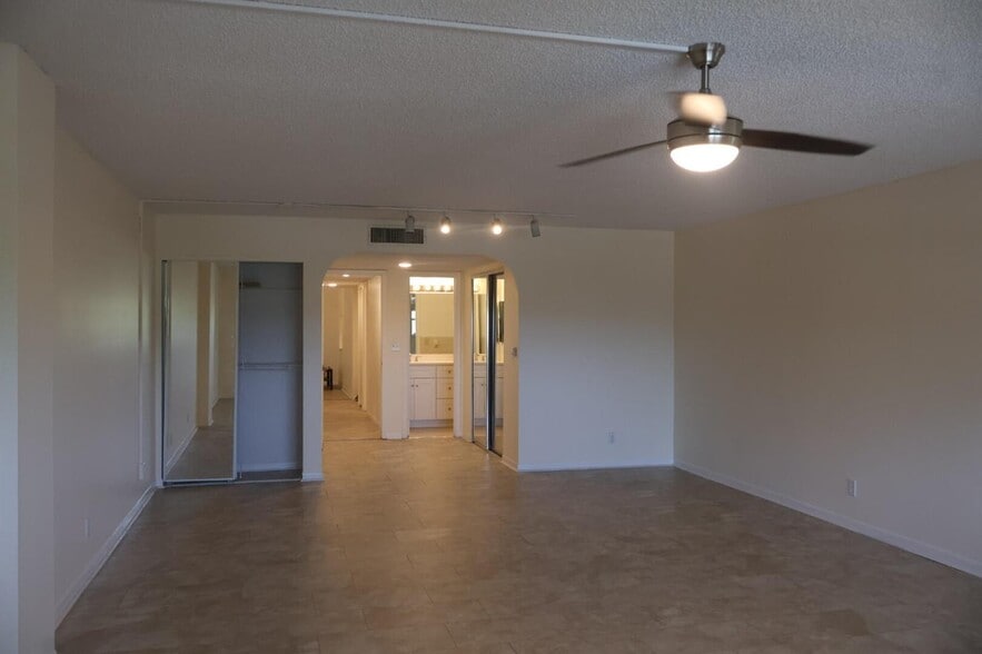 Building Photo - 7080 Nova Dr