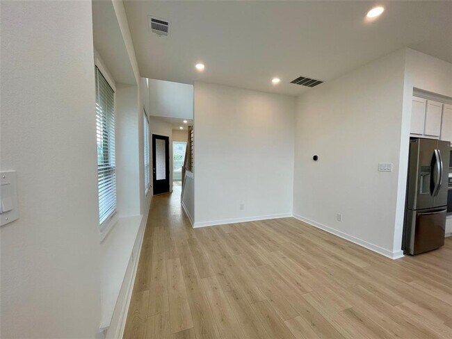 Building Photo - 16518 Amber Patina Ln