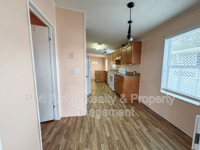 Building Photo - 3505 Meteor Pl