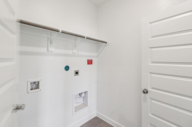 Building Photo - 2614 Wastelbread Ln