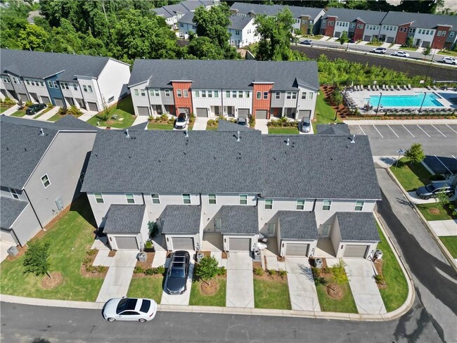 Building Photo - 1504 Pinedale Crst NW