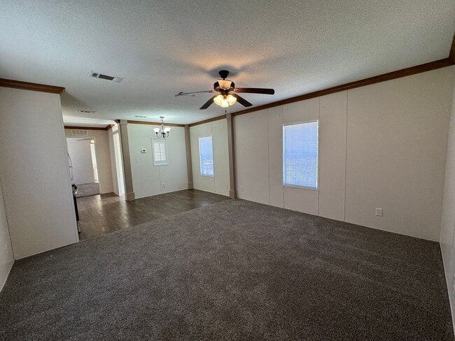 Building Photo - Remodeled 2 Bedroom, 2 Bathroom home in live Oak