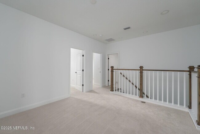 Building Photo - 65 Delwood Wy