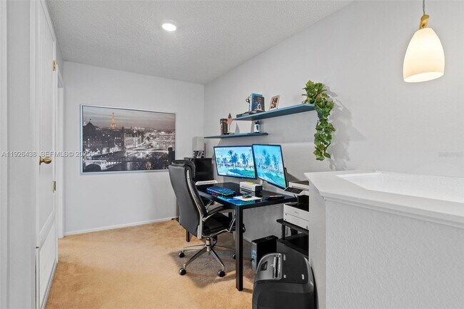 Building Photo - 128 Emeraldview Ave