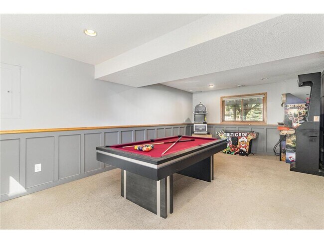 Building Photo - 8345 Grace Ct