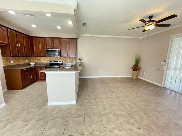 Building Photo - 6873 47th Ln N