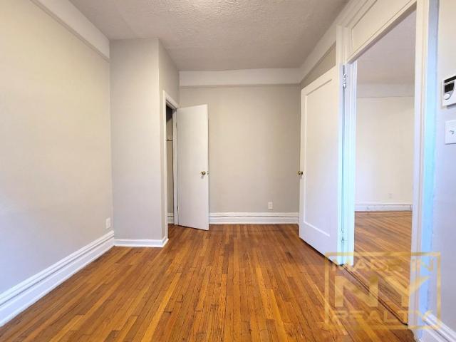 Building Photo - 1 bedroom in ASTORIA NY 11102