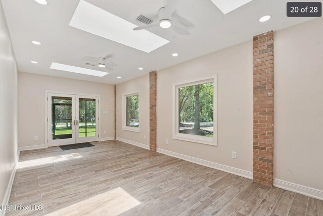 Building Photo - 23444 Woodland Way