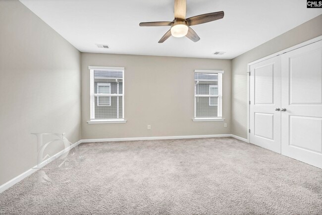 Building Photo - 131 Hunters Grove Dr