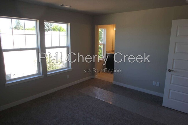 Building Photo - 12871 E Caspian Pl