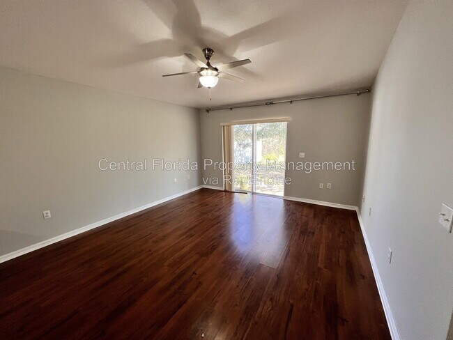 Building Photo - 5647 Sycamore Canyon Dr
