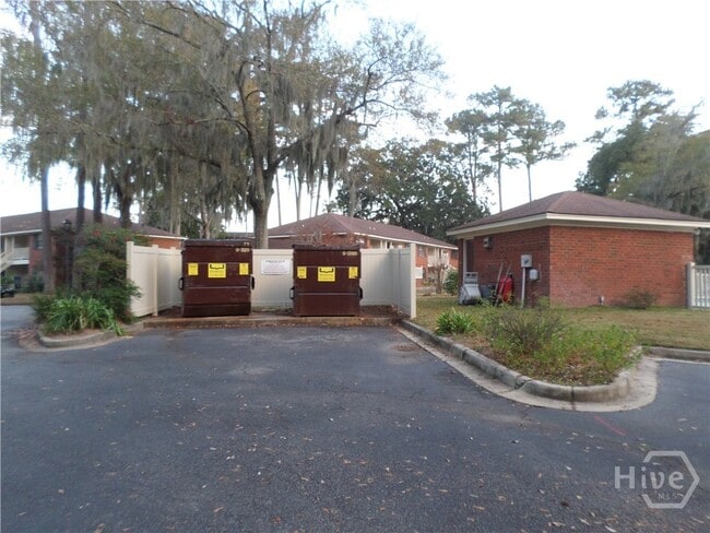 Building Photo - 29 Colony Park Dr