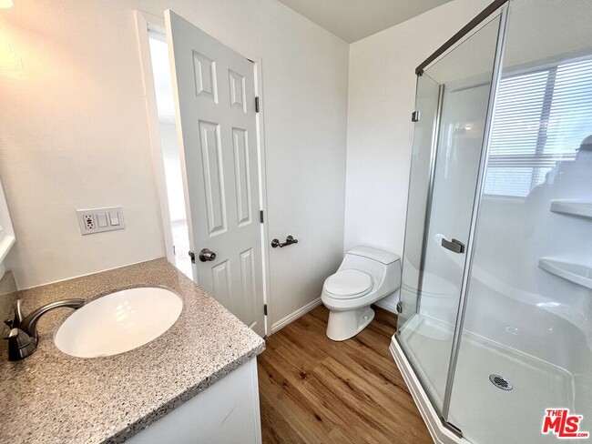 Building Photo - 6308 Villa Rosa Dr
