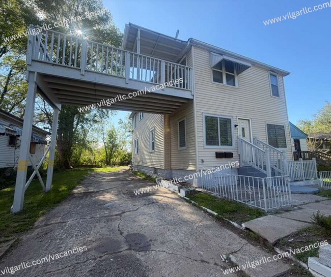 Building Photo - 1712 Carolina St