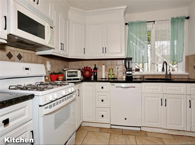 Building Photo - 239 Westside Ave