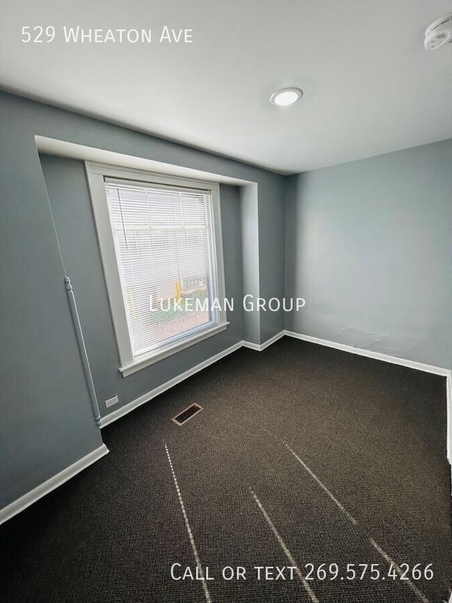 Building Photo - 529 Wheaton Ave