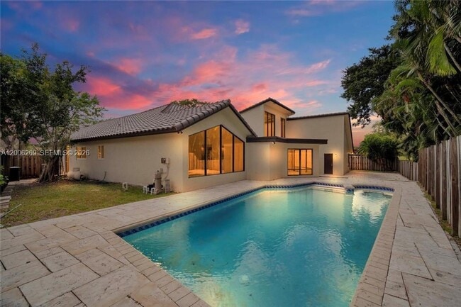 Building Photo - 8881 N Lake Dasha Dr