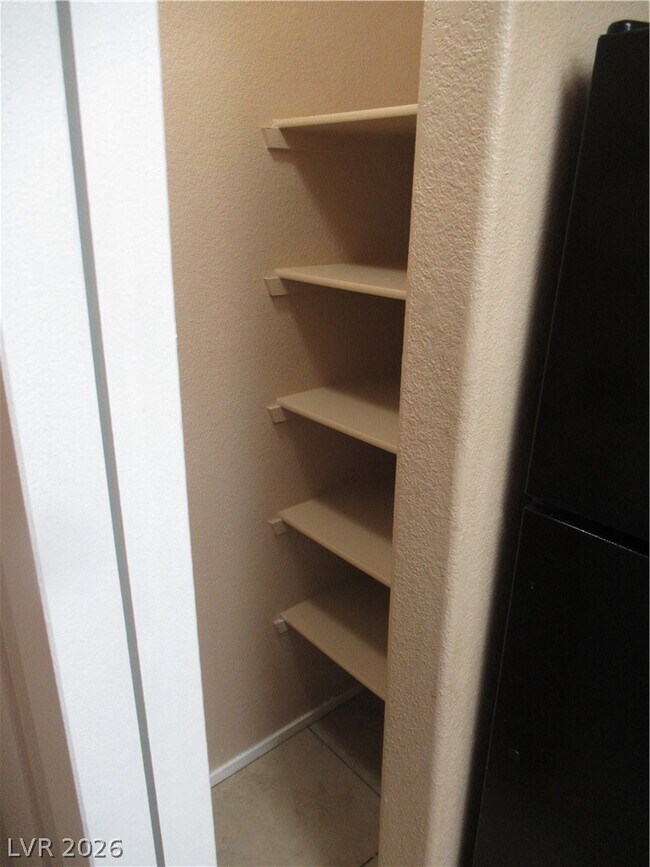 Building Photo - 2120 Ramrod Ave