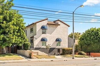 Building Photo - 509 W Duarte Rd