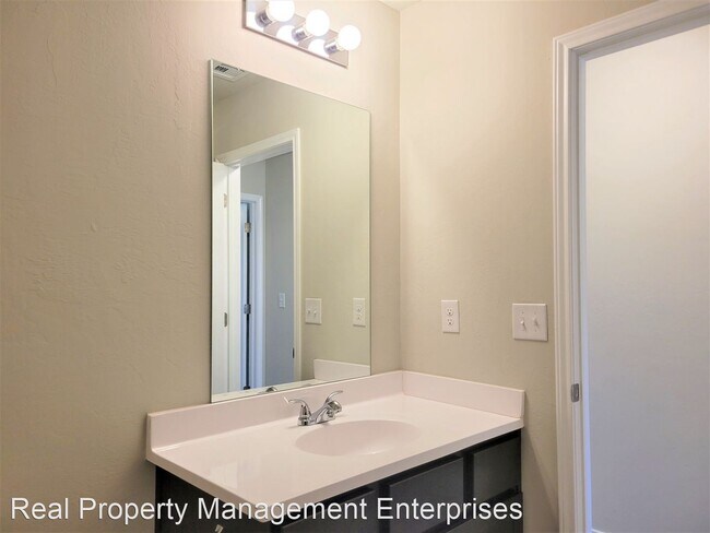 Building Photo - 3 br, 2 bath House - 21242 Winding Brook