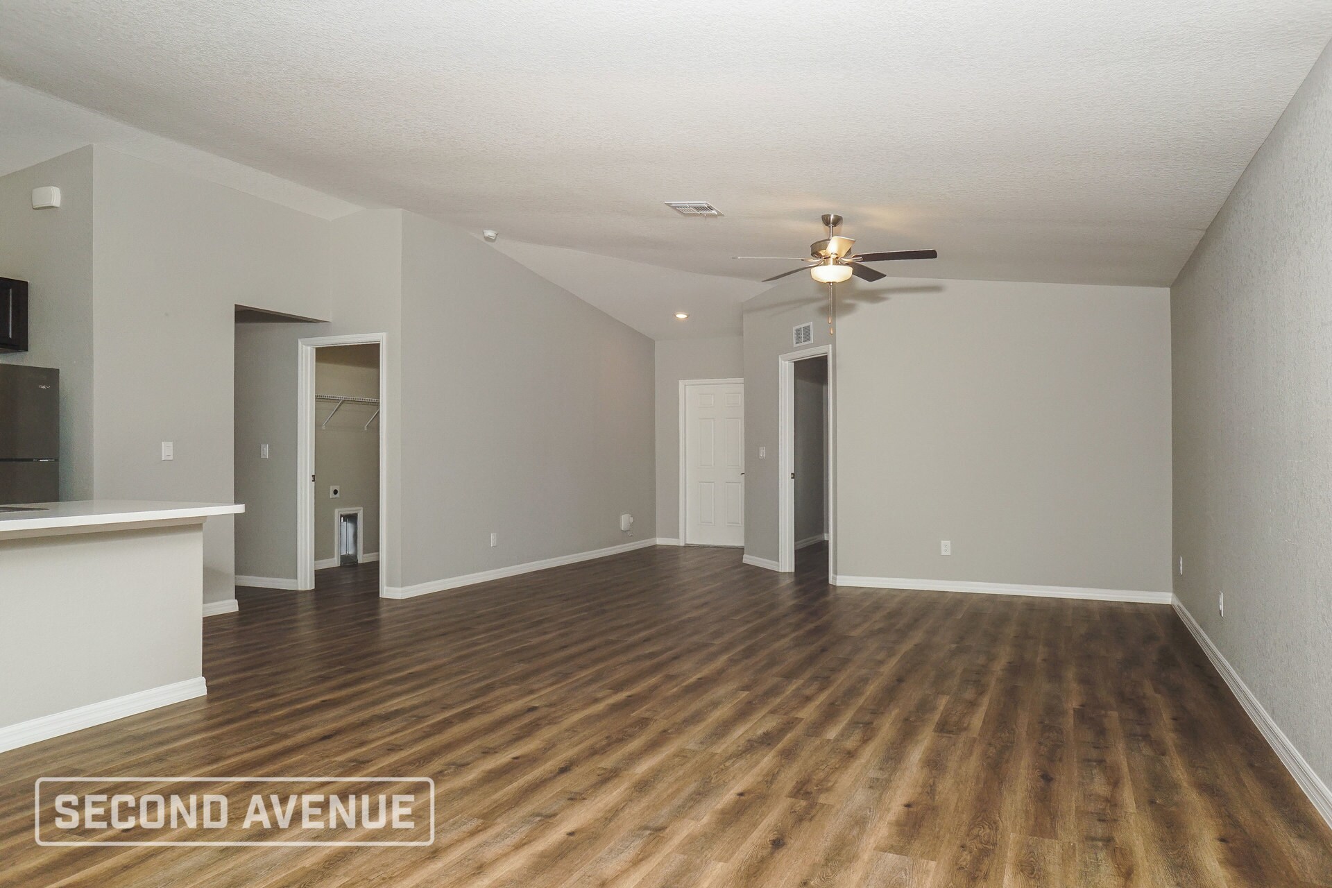 Building Photo - 105 Sherbourne St