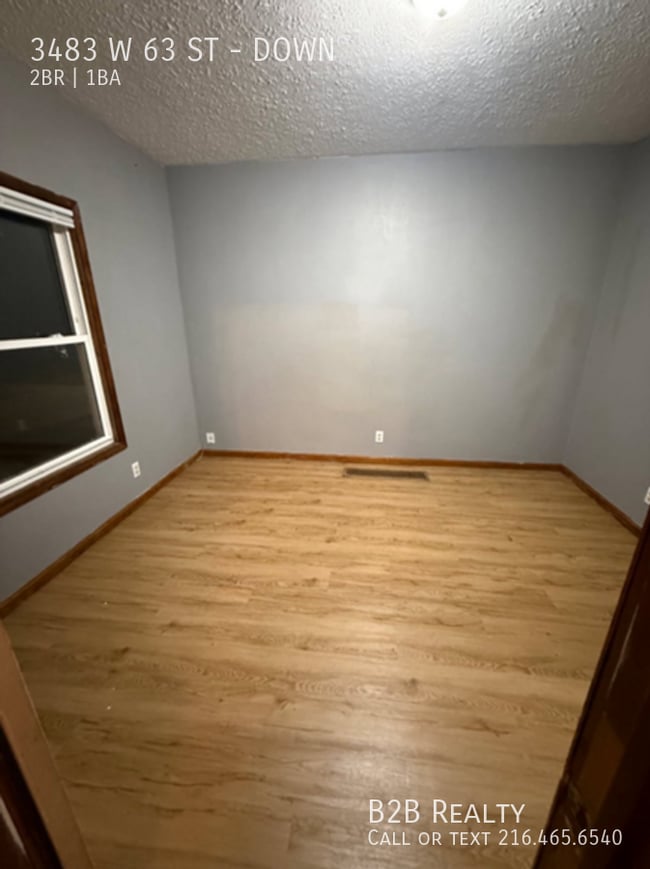 Building Photo - 3483 W 63rd St