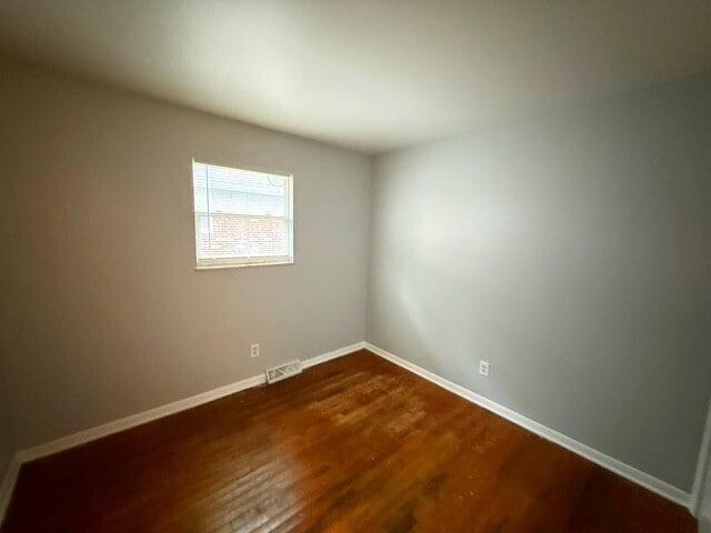 Building Photo - 4651 Crestview Ave