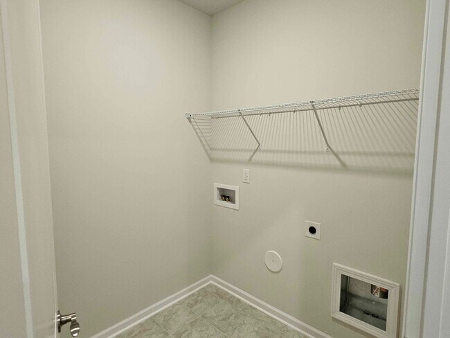 Building Photo - Bell Farm Community - 3BR / 2BA + Garage