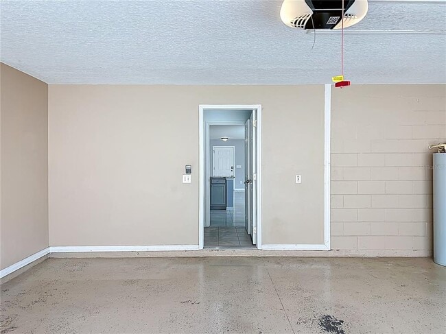 Building Photo - 12625 Tanja King Blvd