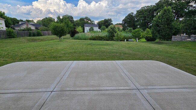 Building Photo - 1521 Saddle Ln