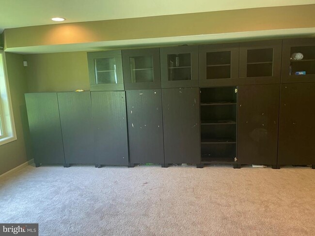 Building Photo - 1525 Rabbit Hollow Pl