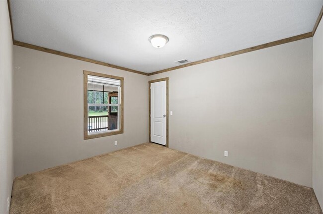 Building Photo - 2051 California Ave