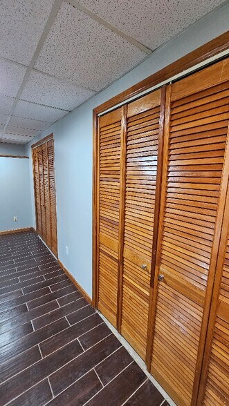 Building Photo - 32 Morrison St