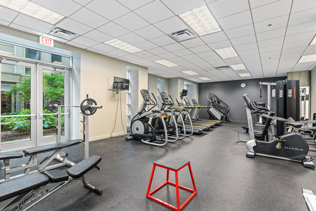 Building Photo - 700 N Larrabee St