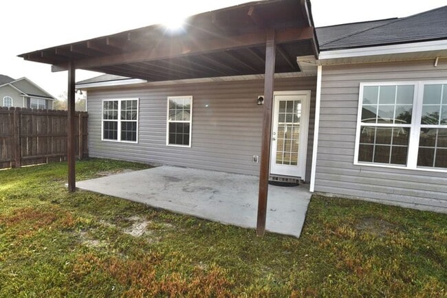 Building Photo - 128 Brasher Dr