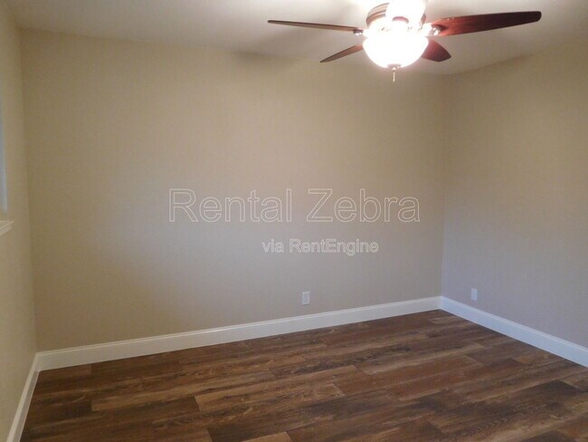 Building Photo - 2877 El Camino Real