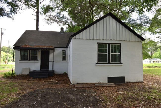 Building Photo - 4136 Sunset Ave